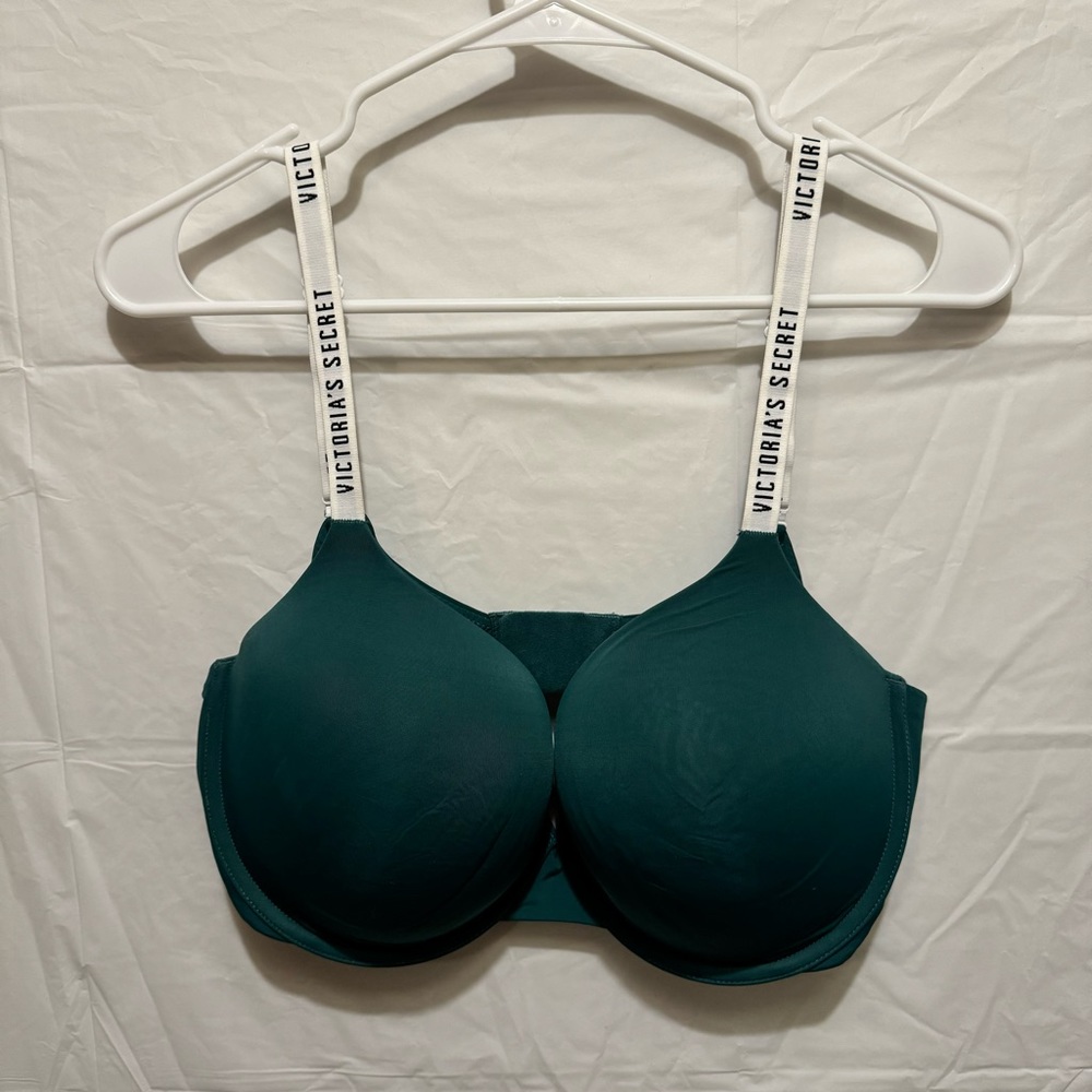 victoria’s secret logo strap tshirt push up bra